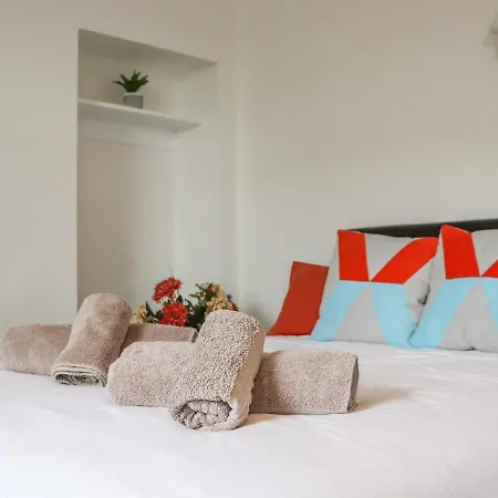 7 Lonsdale Terrace Holiday home *