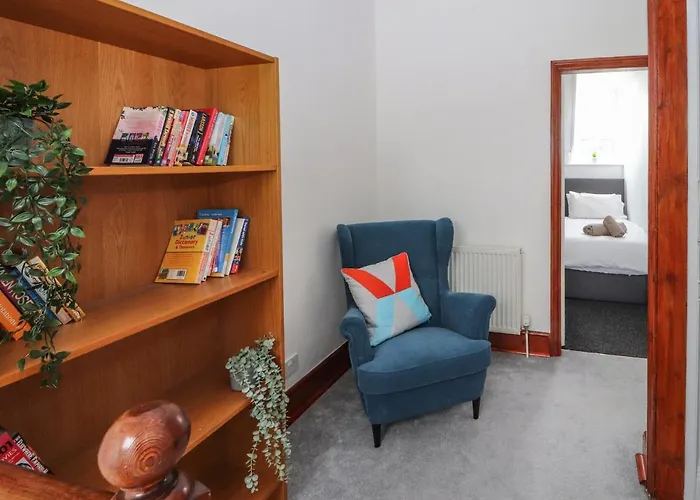 7 Lonsdale Terrace * Penrith